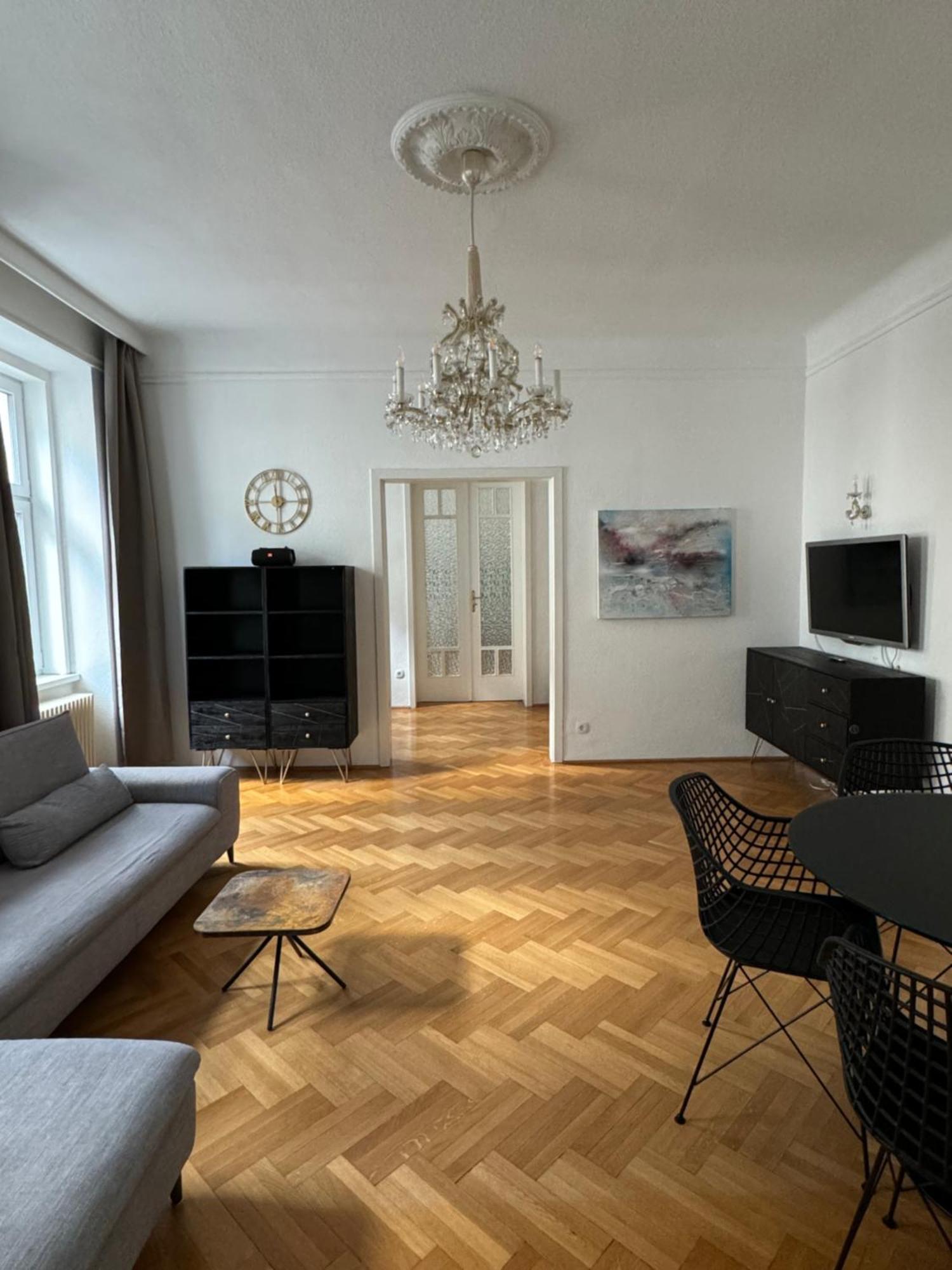Апартаменты Atelier Lomani Вена Экстерьер фото
